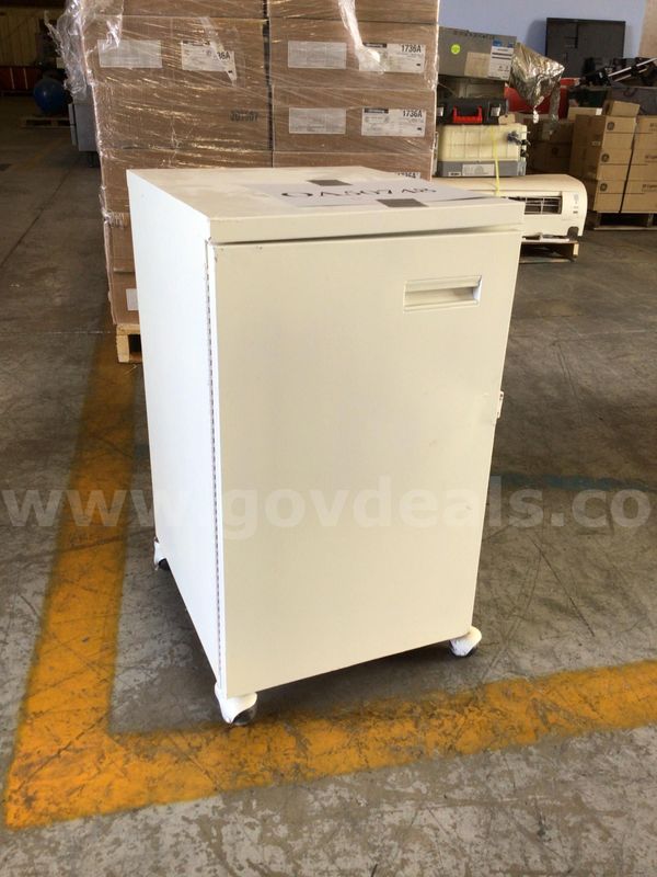 Cabinet, storage, wheeled