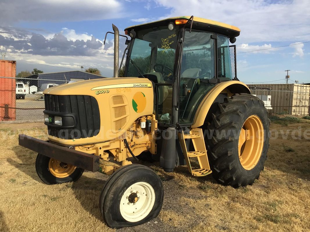 Tractor, John Deere 6100D