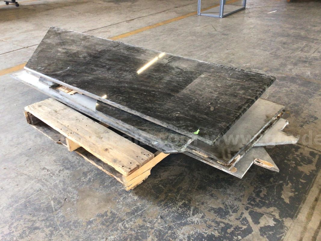 Marble pieces, approximately 7