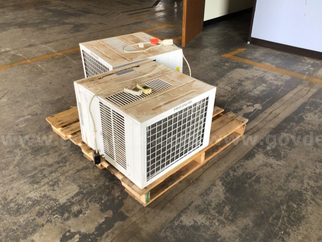 Air conditioner, lot of 2 - UNTESTED