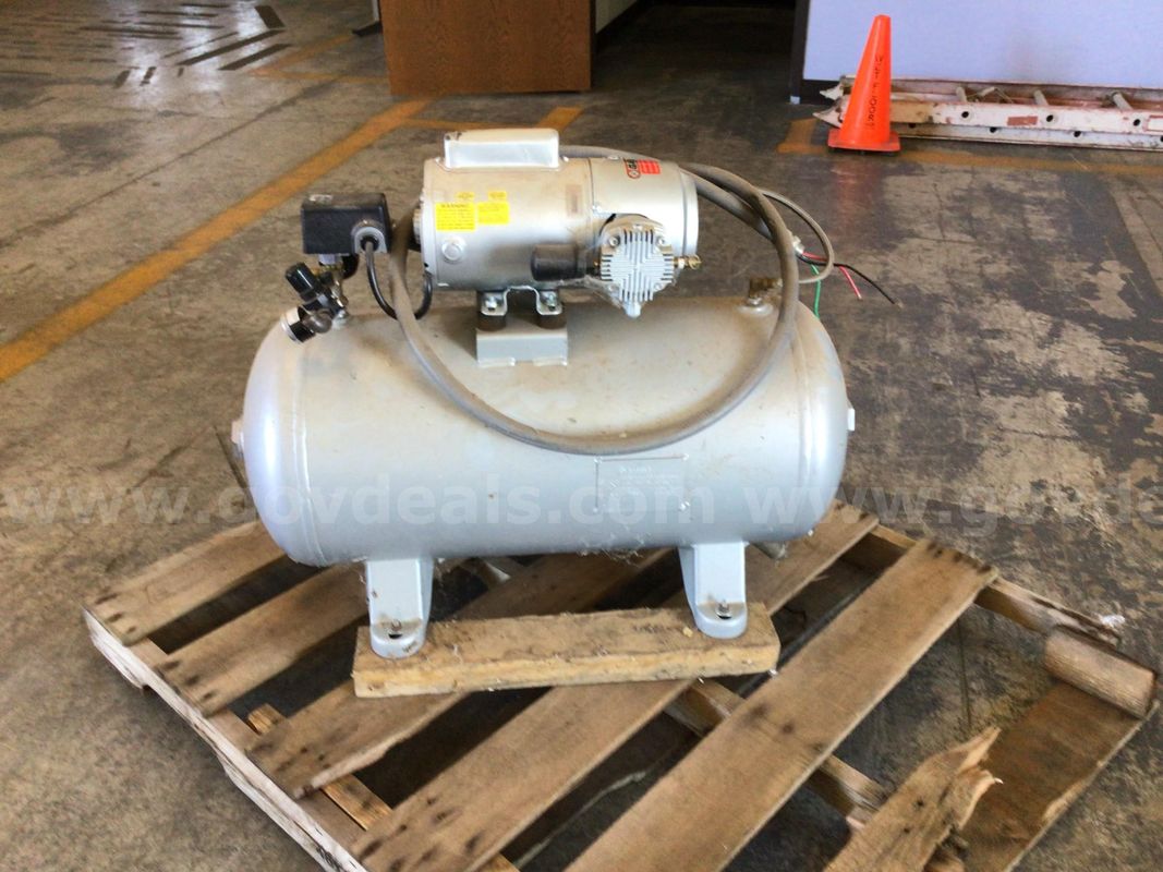 Air compressor, Gast - UNTESTED
