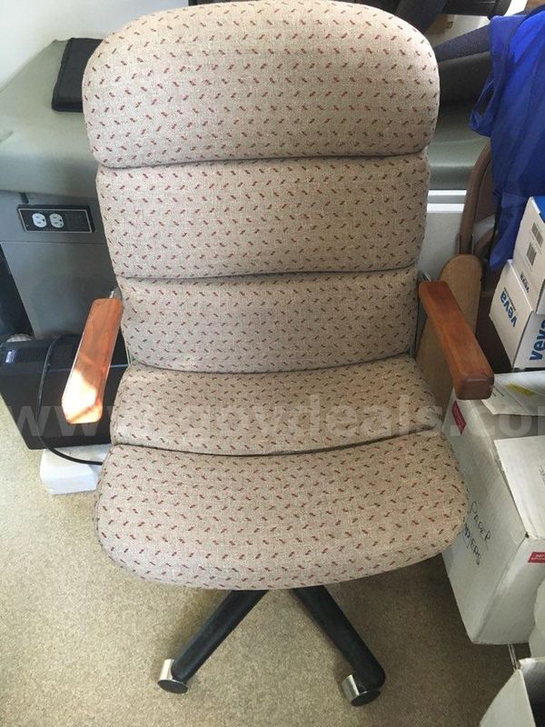 Lot of 2 Desk Chairs