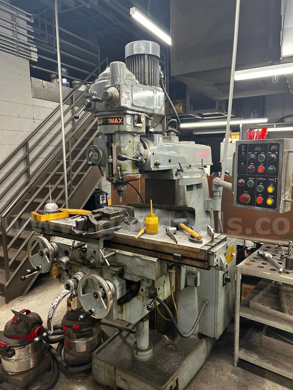 1989 Vertical Supermax Knee Mill