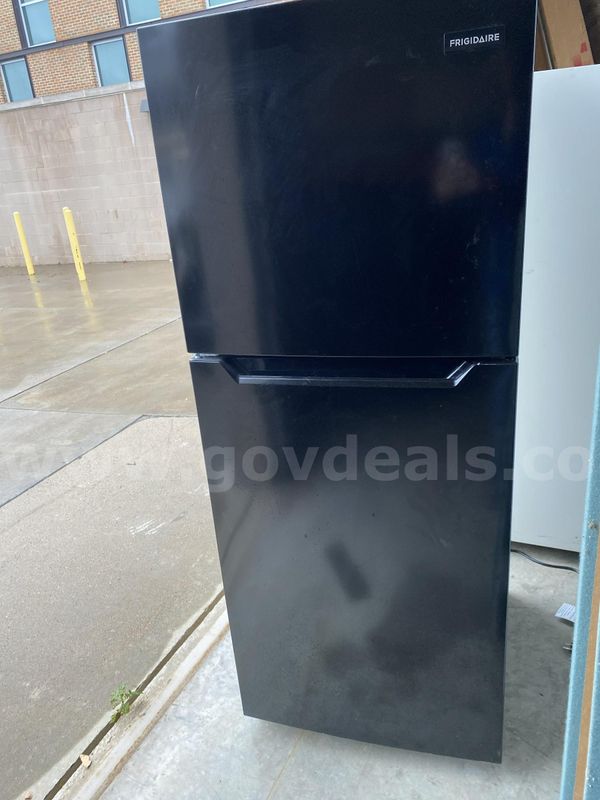Lot of Frigidaire Full-Size Refrigerators