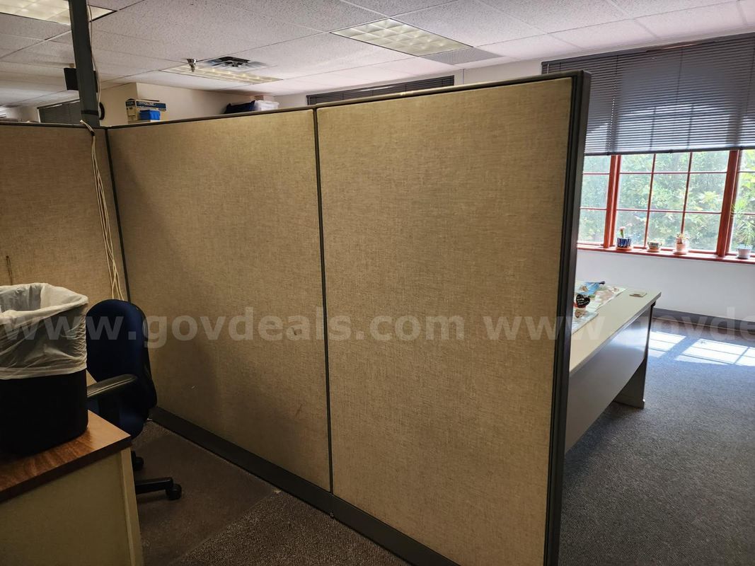 Lot of 20 Office Area Partitions