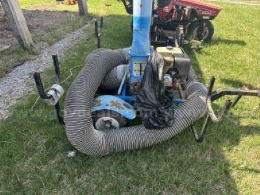 Goossen Industries Leaf Vacuum