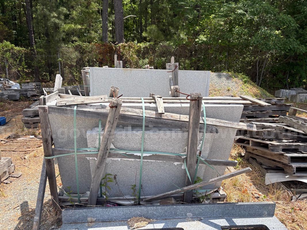 Lot of Pallets Granite Stone