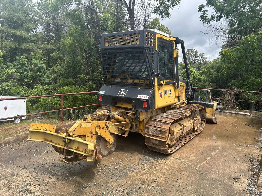 2004 John Deere 450H Dozer with FESCO Fire Plow