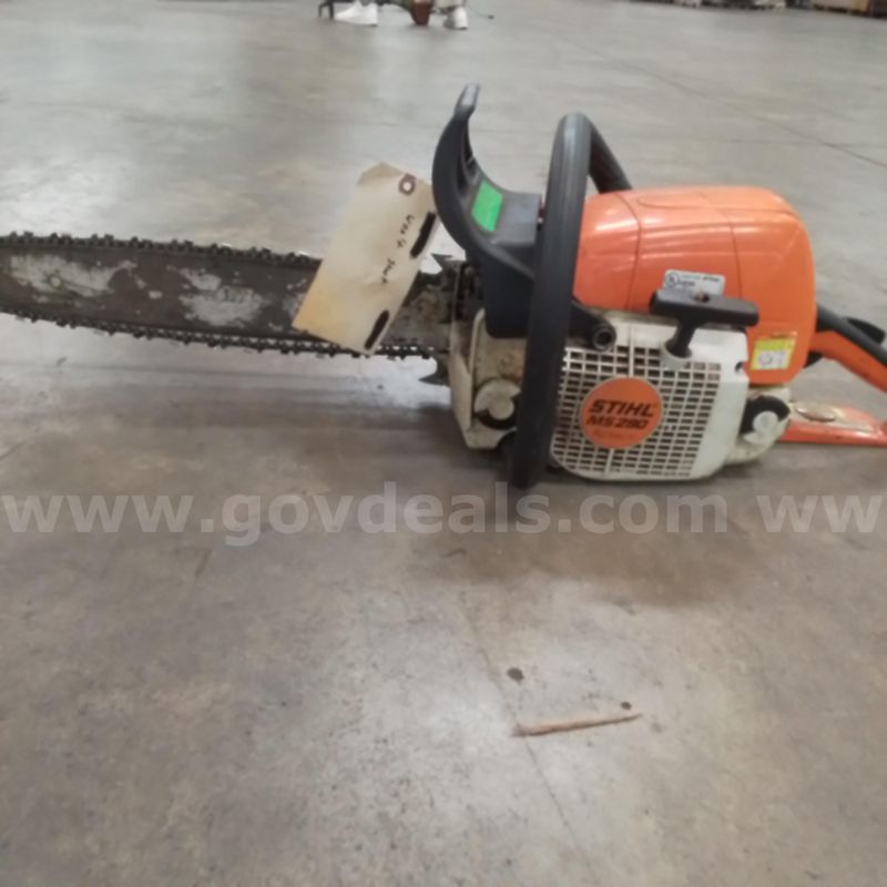 Stihl MS 290 Chainsaw-ENG PWR 20 Inch Blade