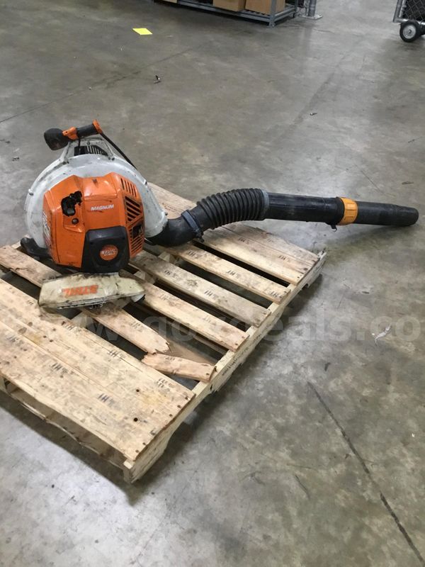 70 inch STIHL N99965 (MANASSAS) leaf blower (BACKPACK IS DETACHED) "DH"