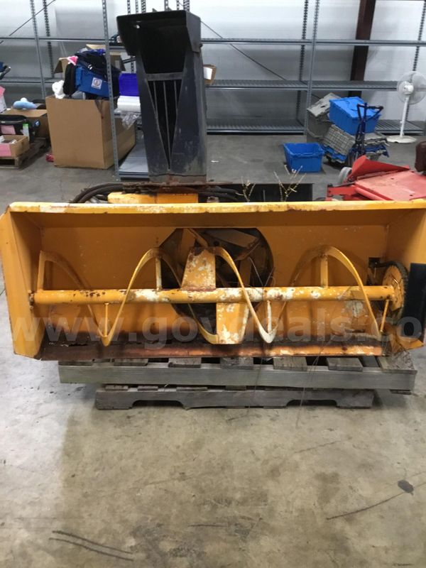61 (LENGTH) x 55 (HEIGHT) light orange N07374 (MANASSAS) Loftness mulcher "DH"