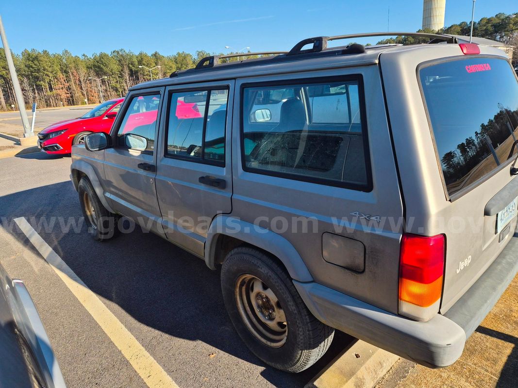 2000 Jeep Cherokee