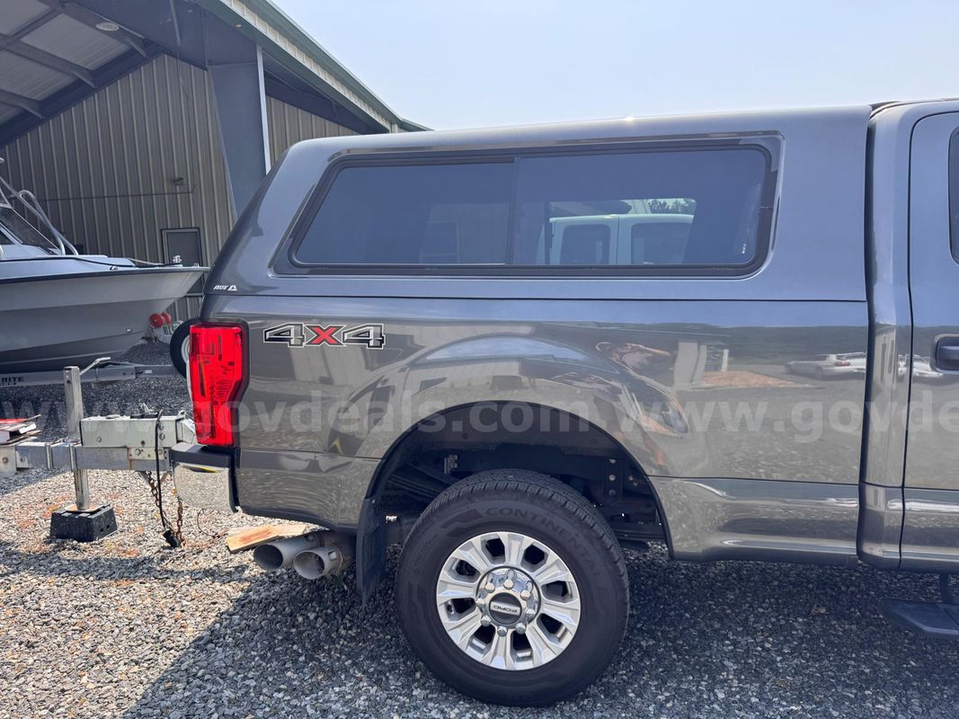 (2) ARE Truck Bed Caps for Ford F-250/F-350 Standard Bed
