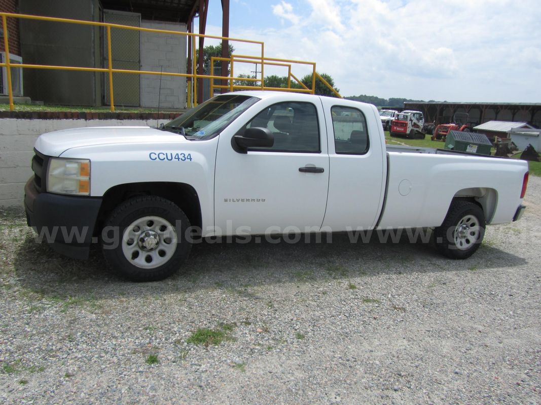 2010 Chevrolet 1/2 Ton Pickup