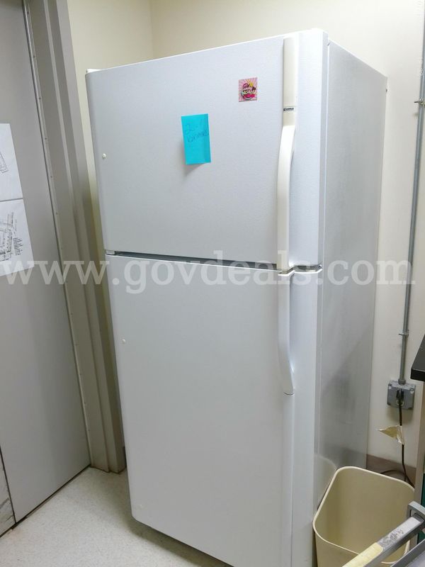 Lot of Kenmore Fridge