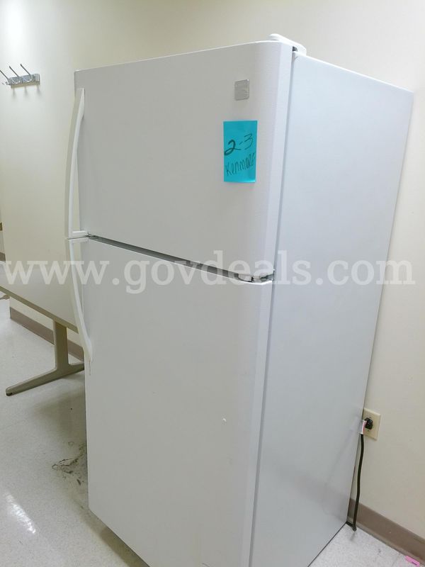 Lot of Kenmore & GE Fridge