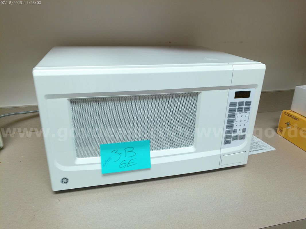 Lot of Microwaves