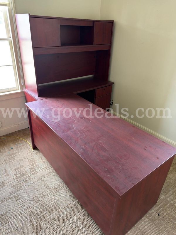 Mahogany Office Desks with Hutch