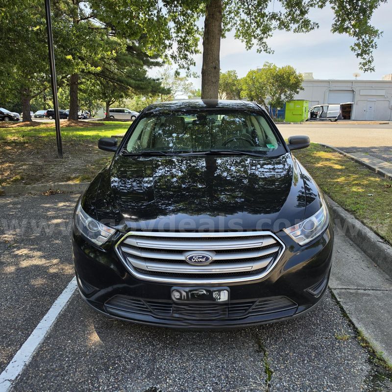 2017 Ford Taurus