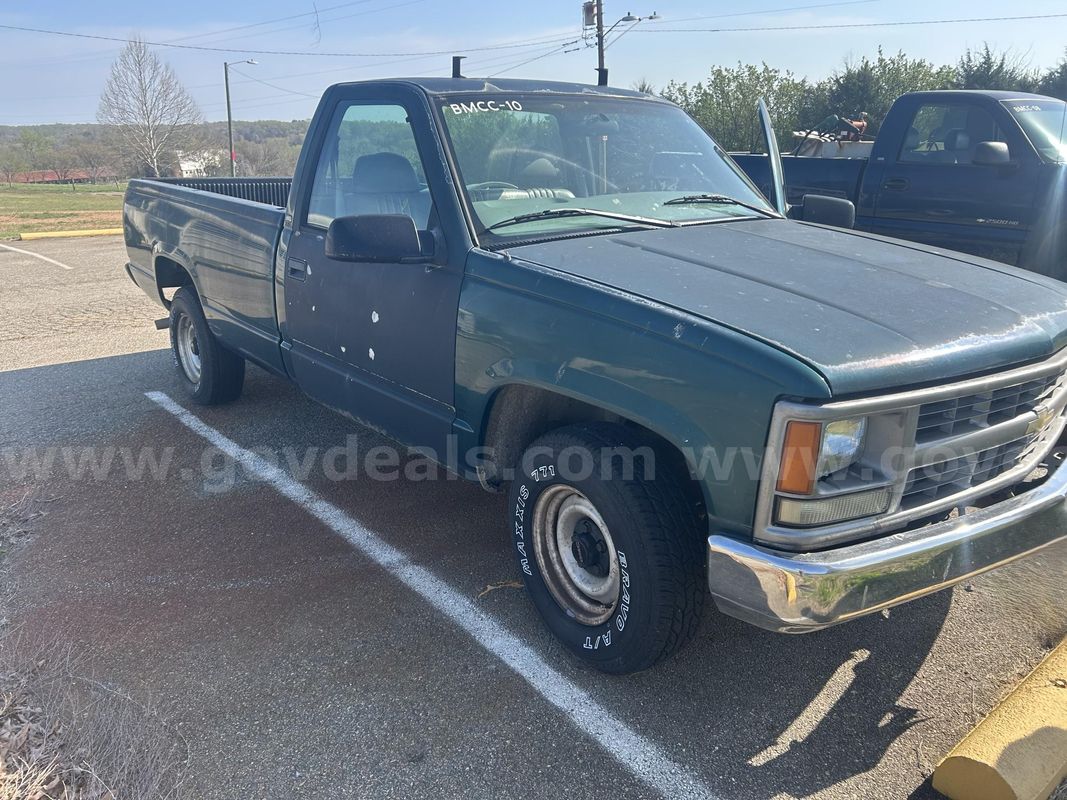 1997 GMC Sierra Pickup