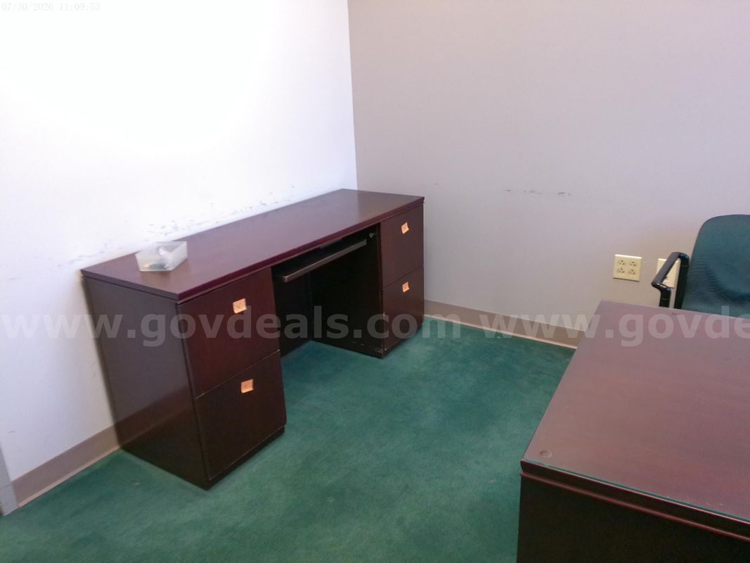 Office Furniture Suite – Office 3304