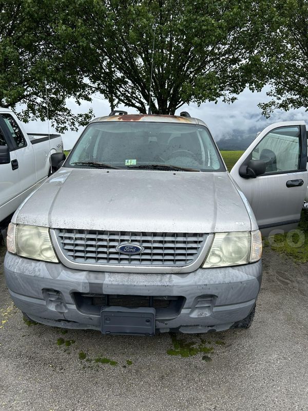 2004 Ford Explorer