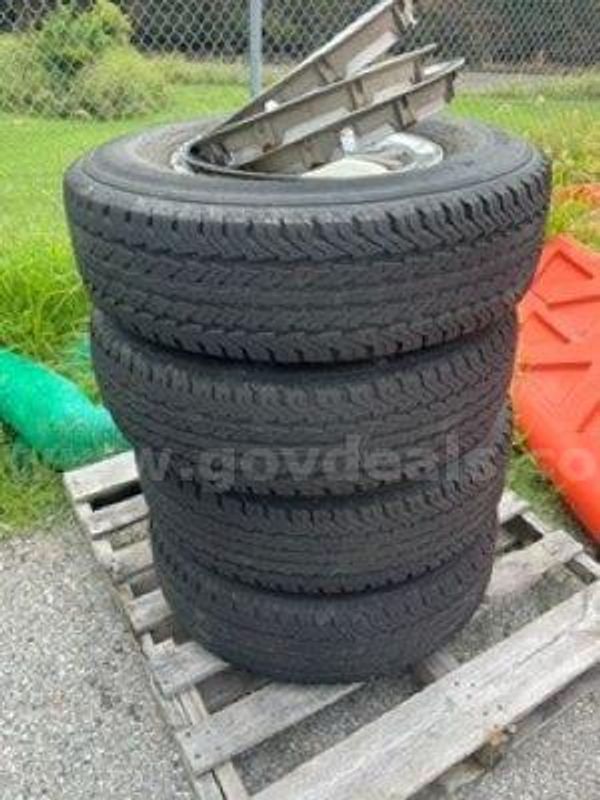 1 Lot of 4 Used Tires & Rims