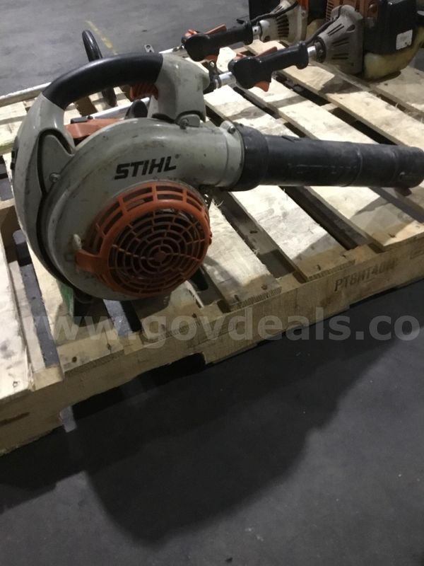 26 inch N94208 (COLONIAL HEIGHTS) leaf blower "DH"