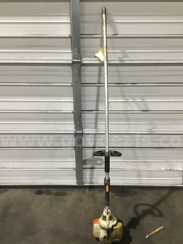 68 inch N84679 (COLONIAL HEIGHTS) trimmer (BLADE HEAD IS DETACHED) "DH"
