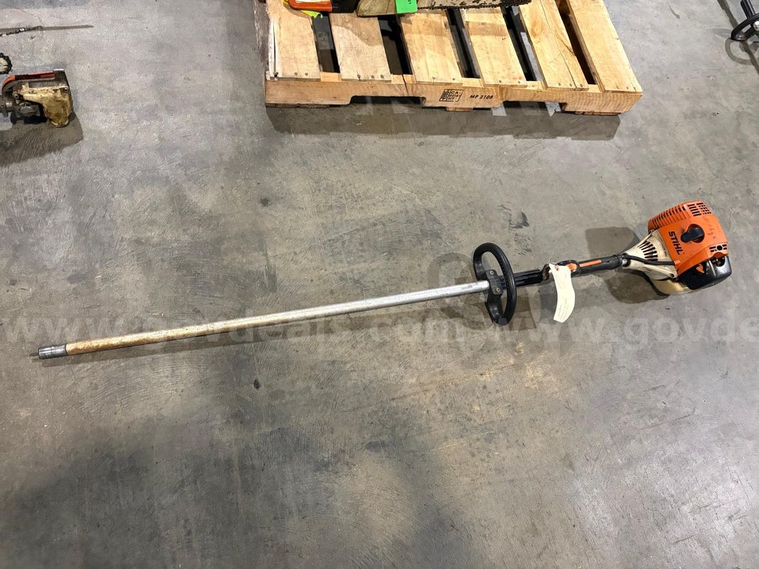 2014 STIHL FS110R N94010 (COLONIAL HEIGHTS) EDGE trimmer no head