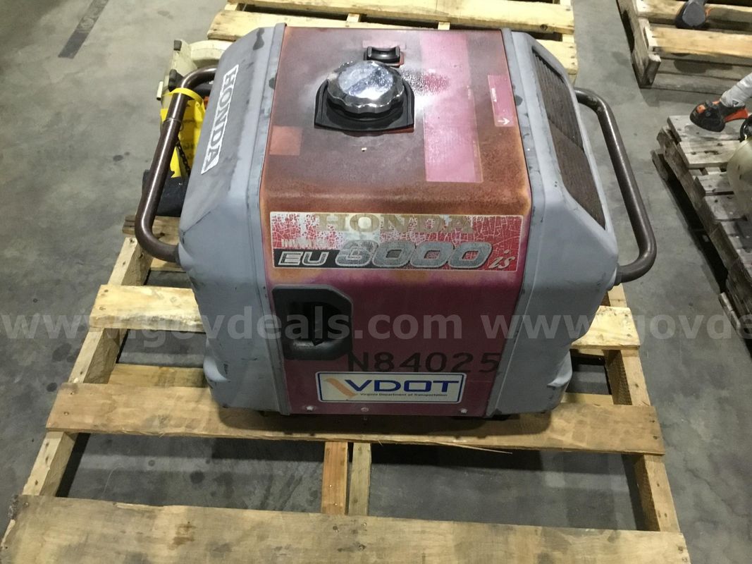 Honda EU3000is Generator (Colonial Heights)