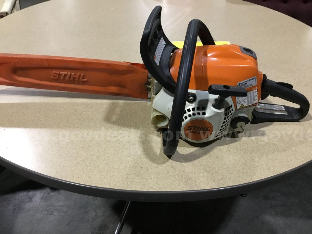Stihl MS211C Chainsaw N94054 (Colonial Heights)