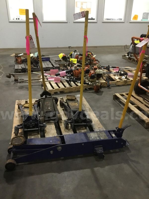 4 (SALEM) service jacks "DH"