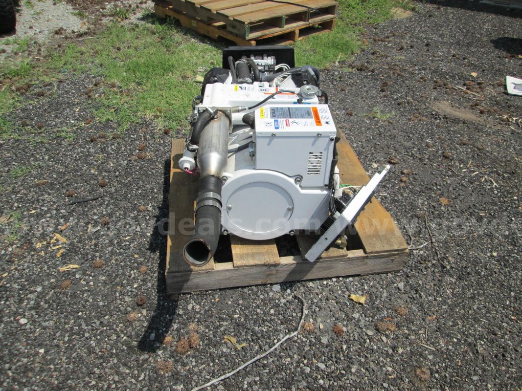 BOAT GENERATOR (1 of 5)