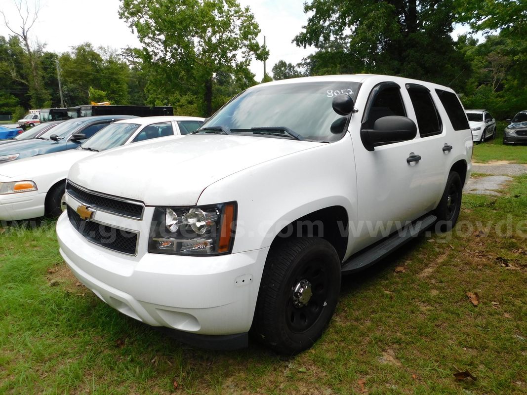 CHEVROLET TAHOE - K9 OUTFITTED - 2 WD LS