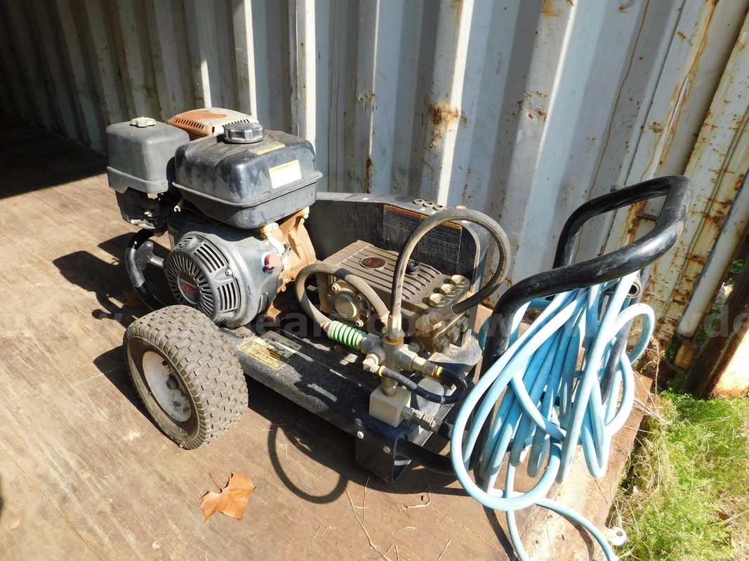 Mi-T-M 4000 PSI PRESSURE WASHER