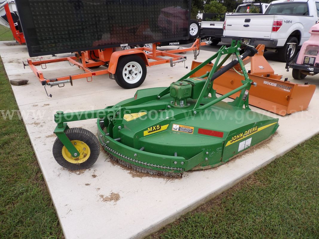 John Deere MX5 Rotary Cutter