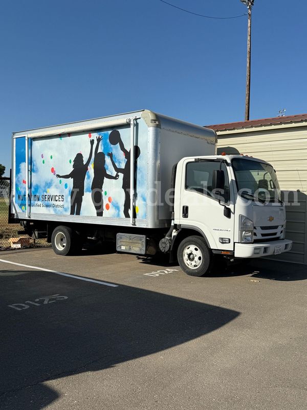 2018 Chevrolet Box Truck