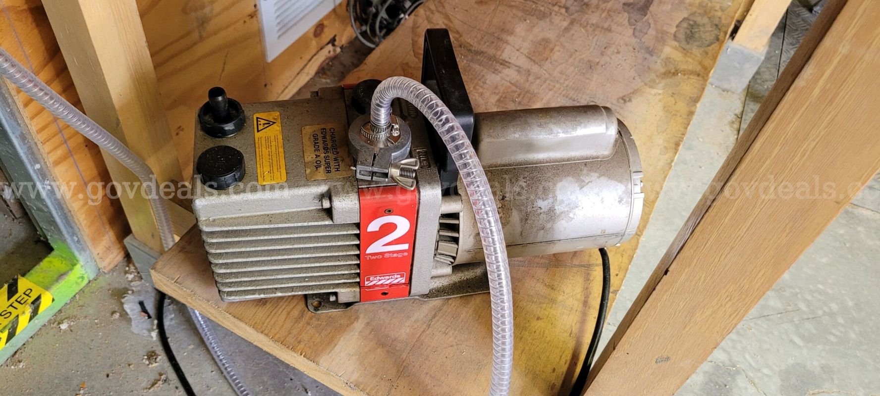 Edwards Vacuum Pump and Chamber lid with Valve and Guage Manifold