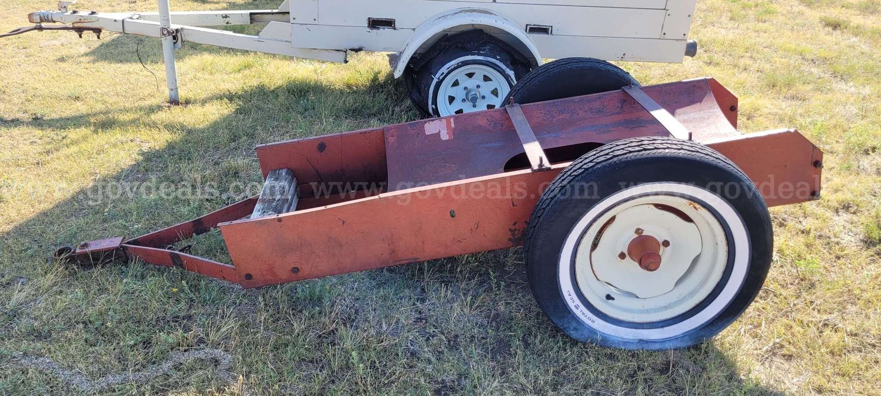 Heavy-Duty Two-Wheel Equipment Dolly / Carrier with Lunette Hitch