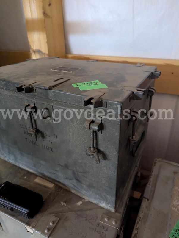 Vintage U.S. Navy CY-644/U Military Radar Equipment Case