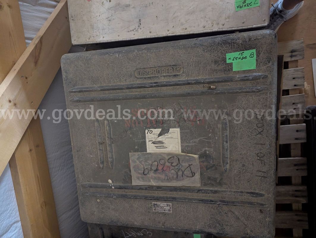 U.S. Military Fiberglass Equipment Storage Case – 25" x 23" x 21"