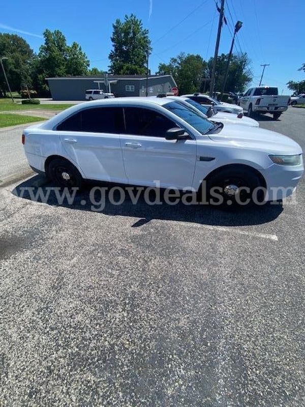 2013 Ford Taurus