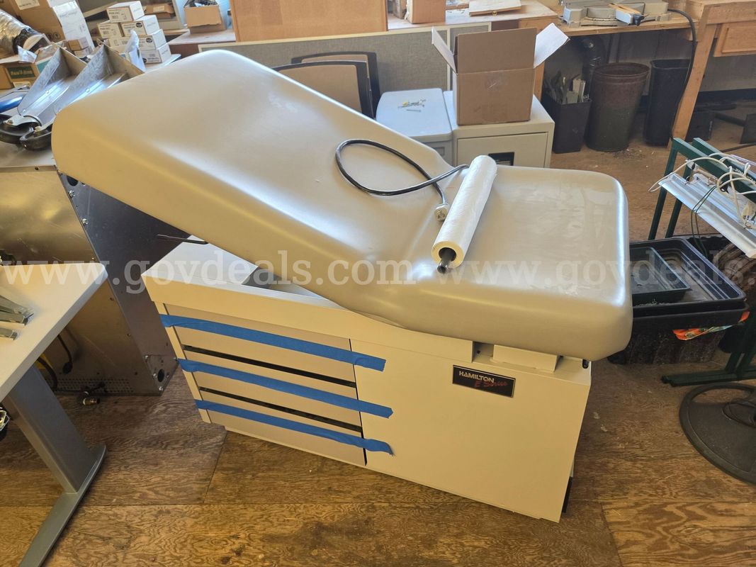 Hamilton E Series Medical Examination Table