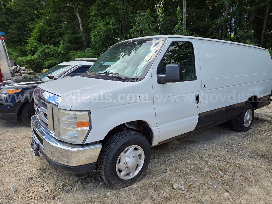 2008 Ford Econoline (NO TITLE)