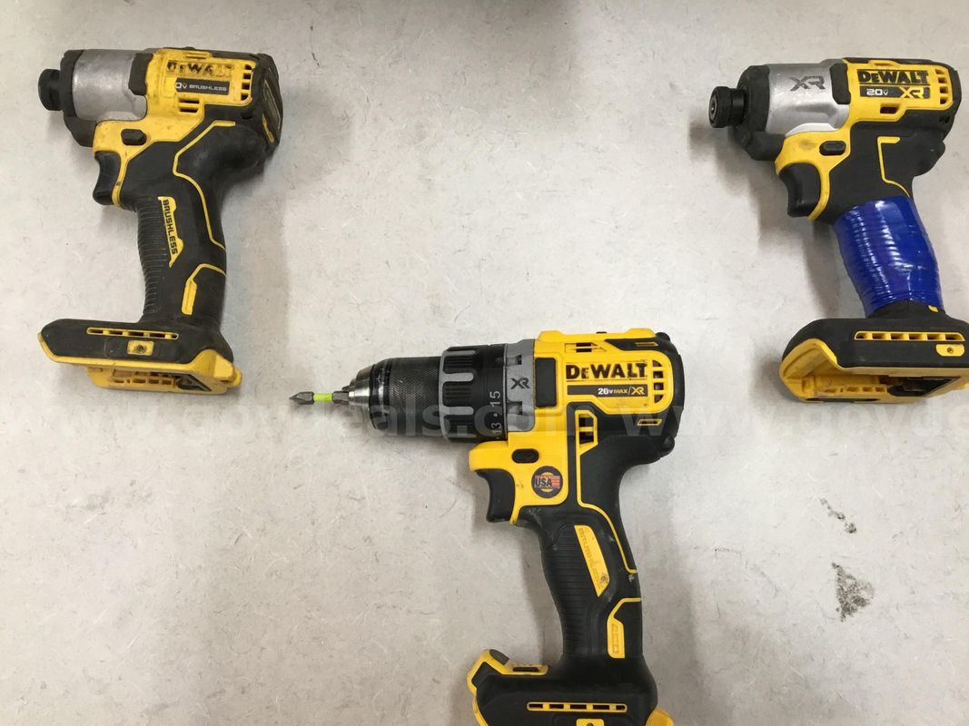 1 Lot of DeWalt Cordless Power Tools