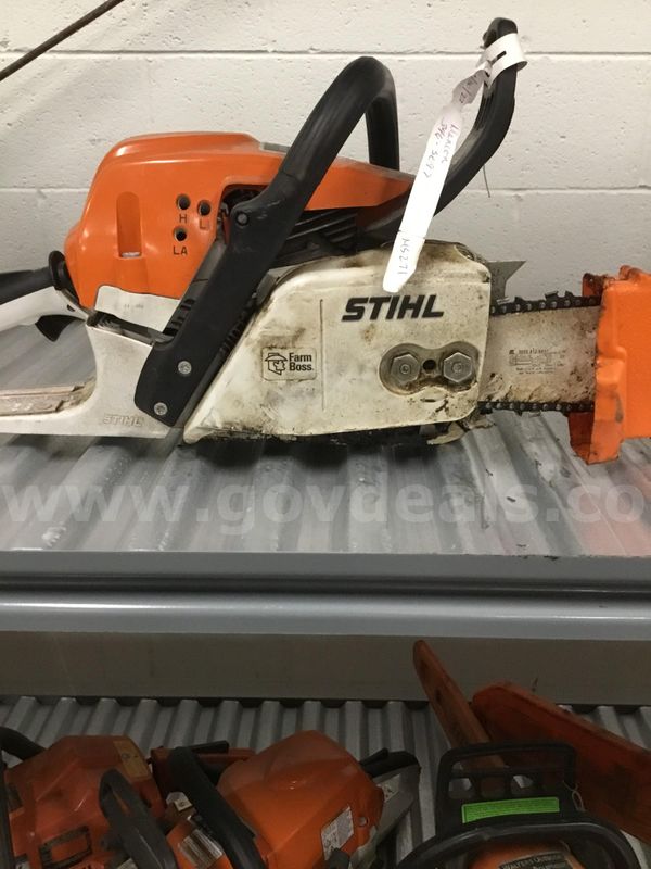 29 inch STIHL M5211 N85413 (Hampton) chainsaw "DH"