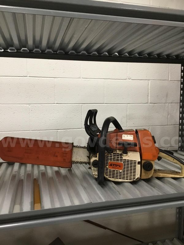 35 inch STIHL N125770 (Hampton) chainsaw "DH"