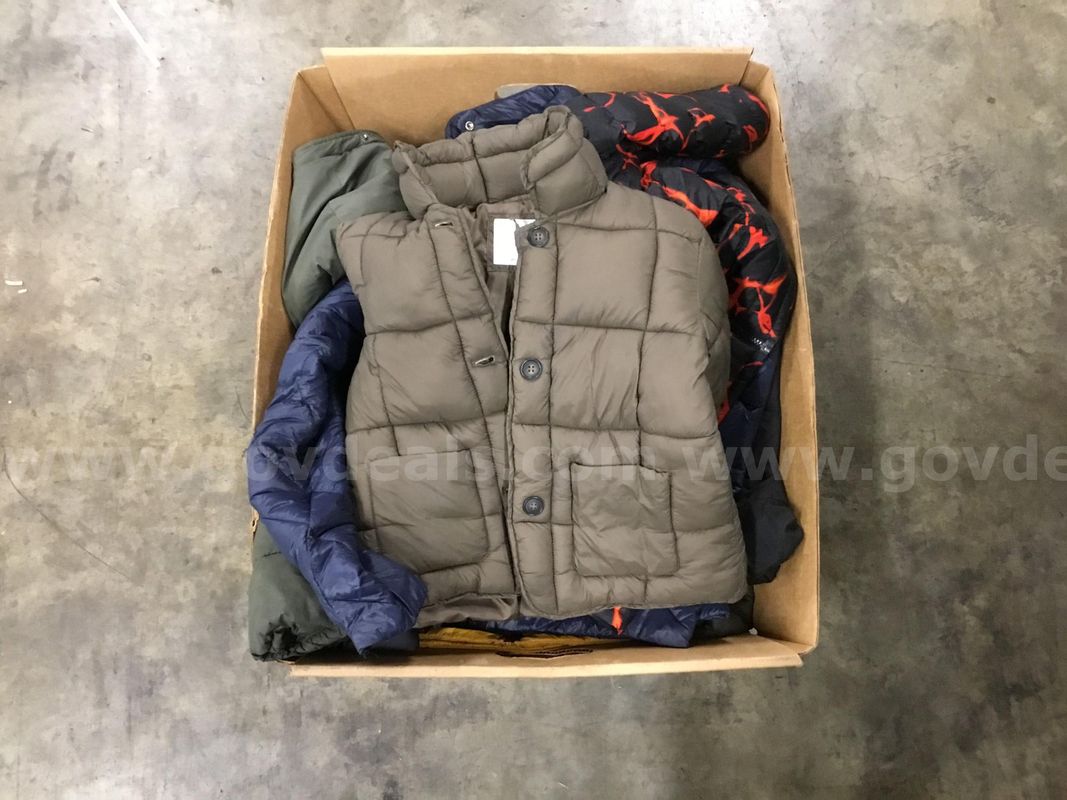 1 Lot of Children Puffer Coats