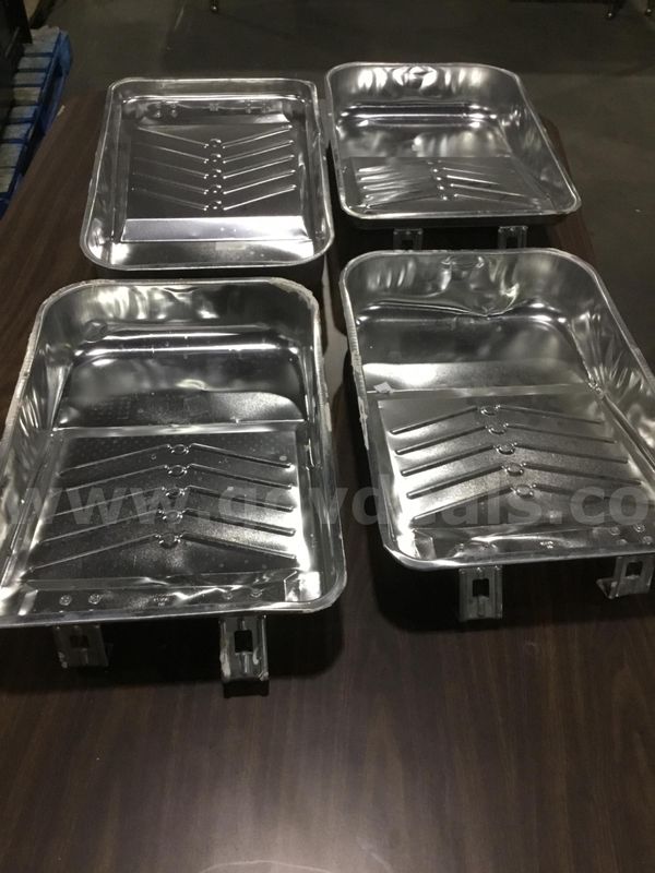 Four 19 x 13 chrome silver aluminum trays “DH”